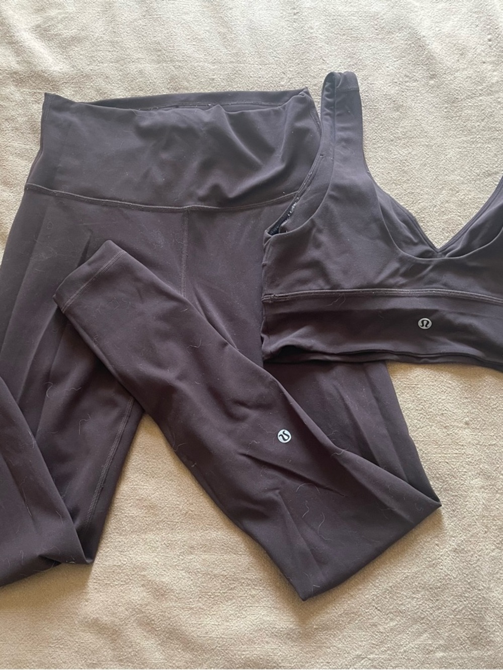 LuluLemon Espresso Brown Set Size 8/10 EUC - Picture 2 of 6